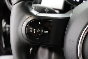 Fahrzeugbild MINI F56 Cooper SE