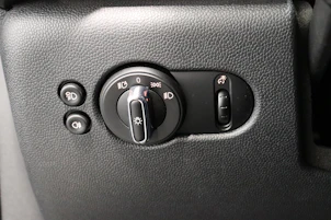 Fahrzeugbild MINI F56 Cooper SE