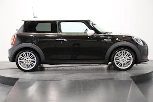 Fahrzeugbild MINI F56 Cooper SE