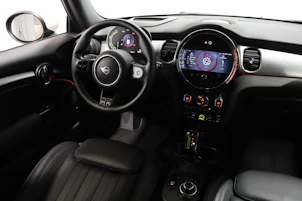 Fahrzeugbild MINI F56 Cooper SE