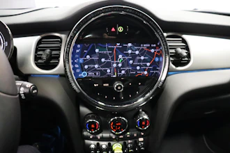 https://vehicle.imgix.net/4244221/2023154e-1824-44f6-b215-c5eae05dc91f.JPG