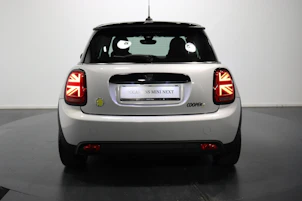 Fahrzeugbild MINI F56 Cooper SE