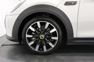 image du véhicule MINI F56 Cooper SE