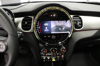 https://vehicle.imgix.net/4244224/ea3a6255-e831-4759-a523-af3d17a3b50b.JPG