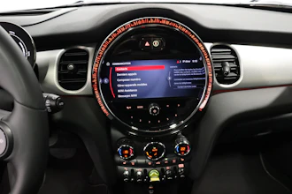 https://vehicle.imgix.net/4244224/fa65d0bd-55d6-45e3-8193-4fc969edb7cd.JPG