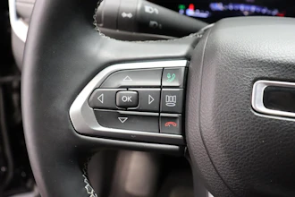 https://vehicle.imgix.net/4244245/ddb5cd33-9148-4f69-8932-2e31c199c098.JPG