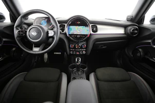 Fahrzeugbild MINI Cabrio F57 2.0i John Cooper Works SAG