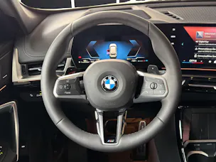 BMW X1 20d xDrive paddles