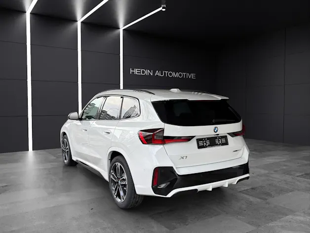 BMW X1 20d xDrive paddles