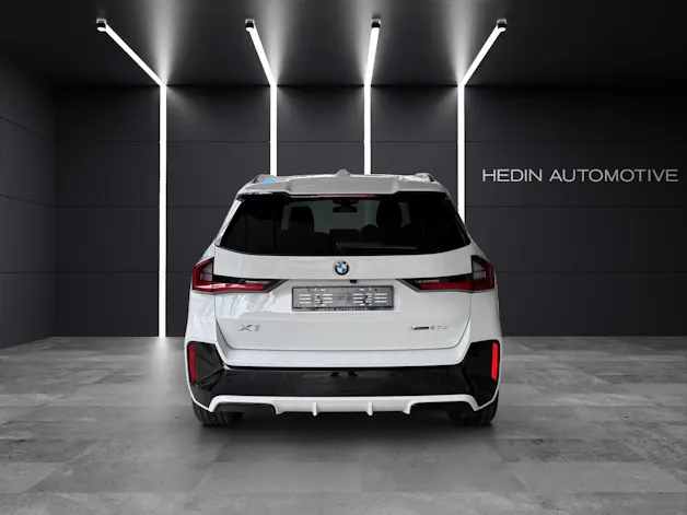 BMW X1 20d xDrive paddles