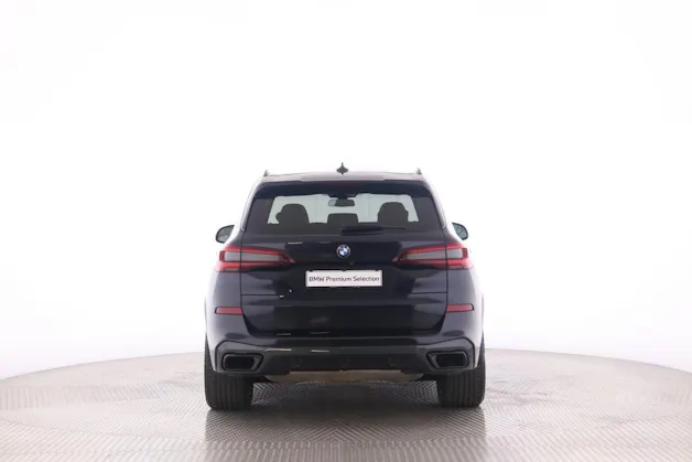 BMW X5 M50i xDrive