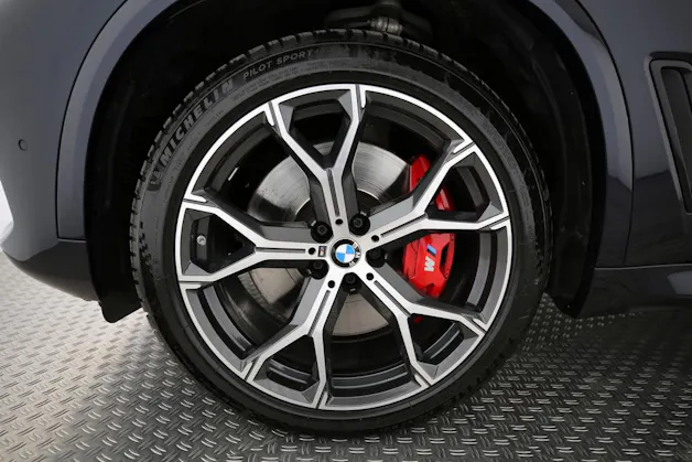 BMW X5 M50i xDrive