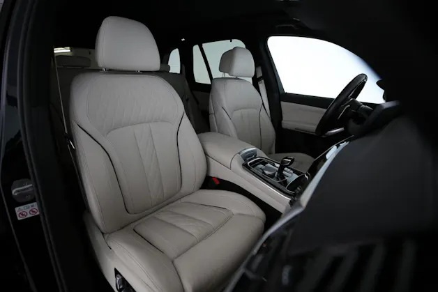 BMW X5 M50i xDrive