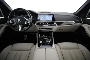 BMW X5 M50i xDrive