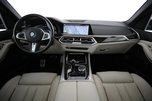 immagine del veicolo BMW X5 M50i xDrive