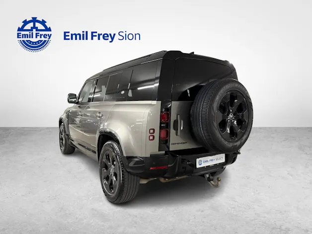 Land Rover Defender 110 3.0 D I6 300 X-Dynamic HSE