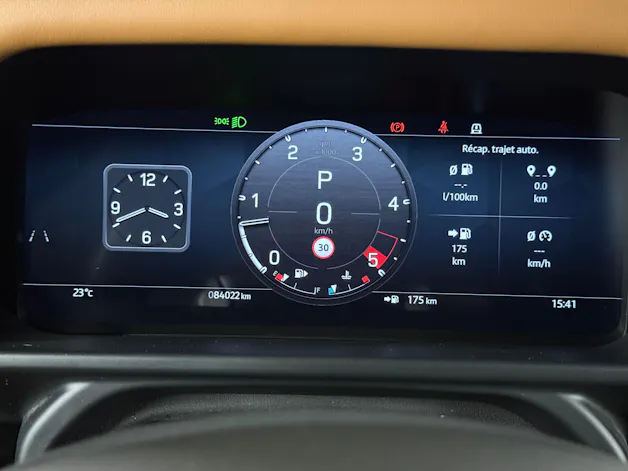 Land Rover Defender 110 3.0 D I6 300 X-Dynamic HSE