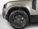 Land Rover Defender 110 3.0 D I6 300 X-Dynamic HSE