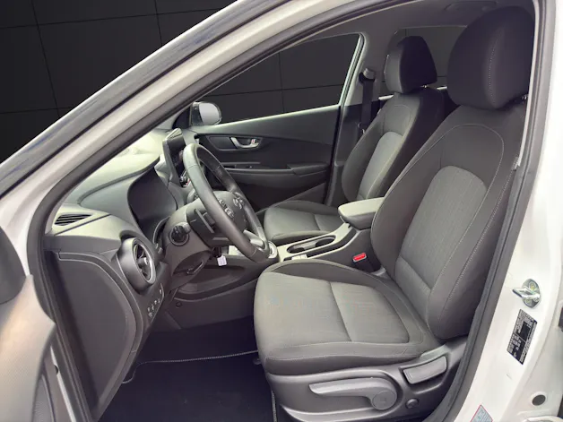 Hyundai Kona 1.6 GDi HEV Amplia DCT