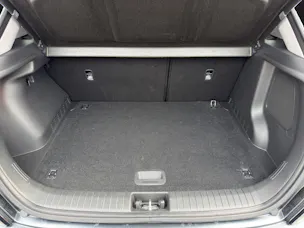Hyundai Kona 1.6 GDi HEV Amplia DCT
