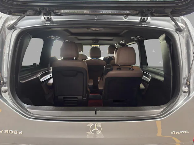 Mercedes-Benz V 300 d L Avantgarde 4M / DISTRONIC / 360 Grad Kamera