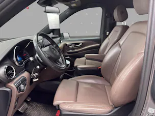 Mercedes-Benz V 300 d L Avantgarde 4M / DISTRONIC / 360 Grad Kamera