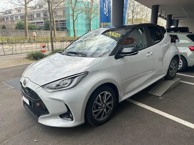 Toyota Yaris 1.5 GR Sport e-CVT