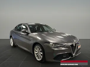 Alfa Romeo Giulia 2.0 MA 280 AT Q4 Ve