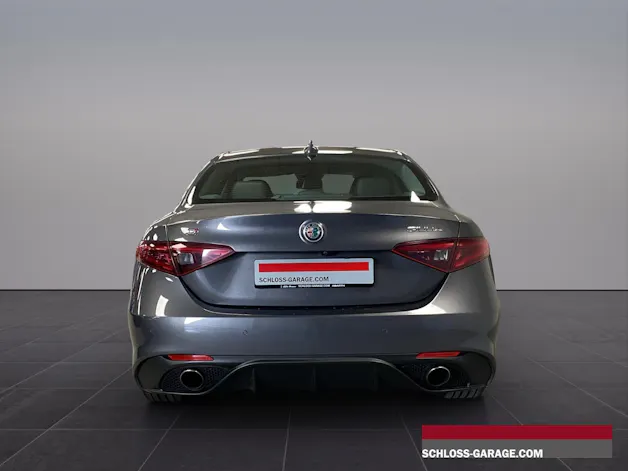 Alfa Romeo Giulia 2.0 MA 280 AT Q4 Ve