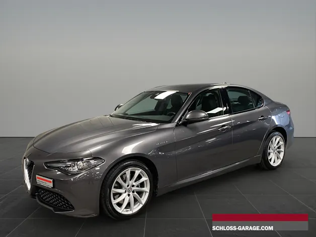 Alfa Romeo Giulia 2.0 MA 280 AT Q4 Ve