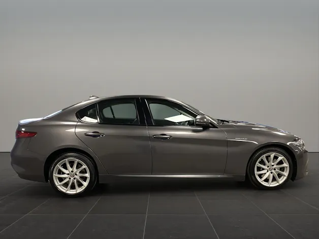 Alfa Romeo Giulia 2.0 MA 280 AT Q4 Ve