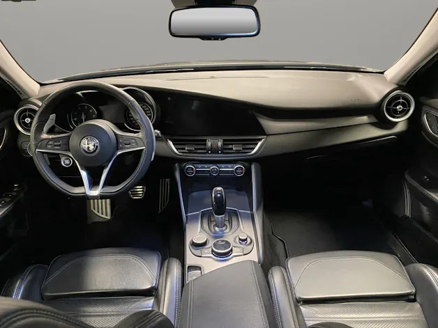 Alfa Romeo Giulia 2.0 MA 280 AT Q4 Ve