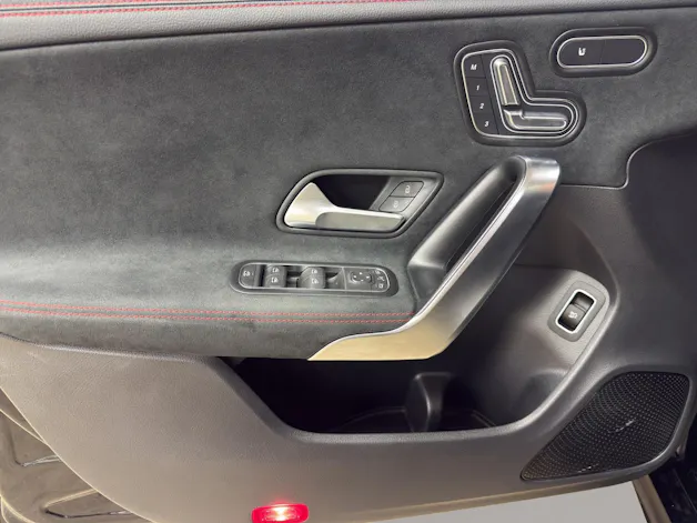 Mercedes-Benz CLA SB 180 7G-DCT