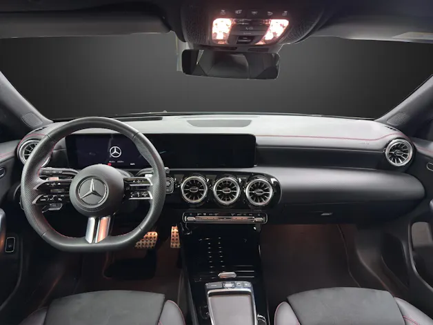 Mercedes-Benz CLA SB 180 7G-DCT