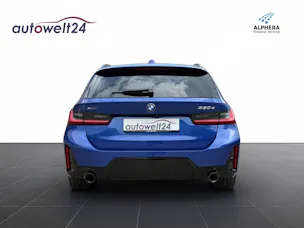 BMW 330e x DriveTouring Steptronic M Sport