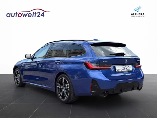 BMW 330e x DriveTouring Steptronic M Sport