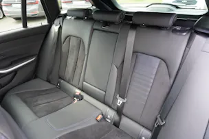 BMW 330e x DriveTouring Steptronic M Sport