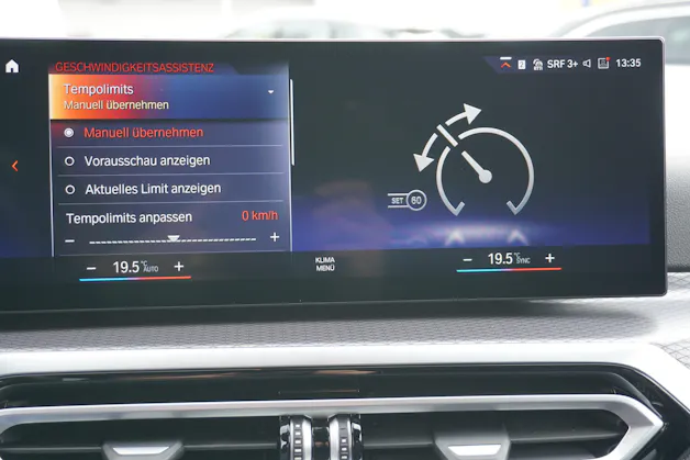 BMW 330e x DriveTouring Steptronic M Sport