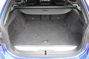 BMW 330e x DriveTouring Steptronic M Sport