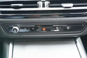 BMW 330e x DriveTouring Steptronic M Sport