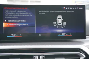 BMW 330e x DriveTouring Steptronic M Sport