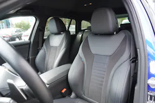 BMW 330e x DriveTouring Steptronic M Sport