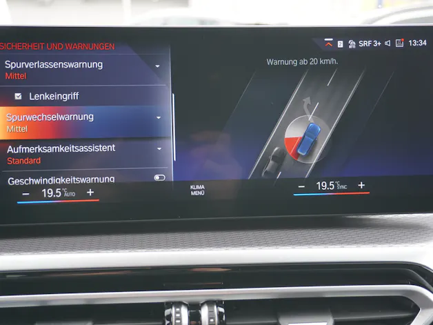 BMW 330e x DriveTouring Steptronic M Sport
