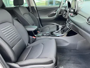 Hyundai i30 1.5 T-GDi Amplia 48V MH DCT