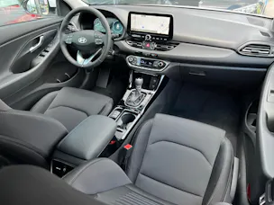 Hyundai i30 1.5 T-GDi Amplia 48V MH DCT