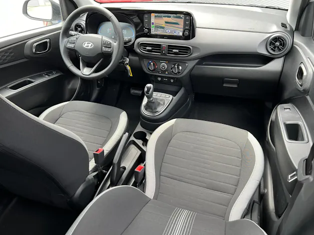 Hyundai i10 1.2 Amplia Aut.