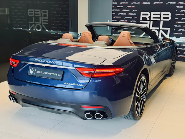 Maserati GranCabrio Modena