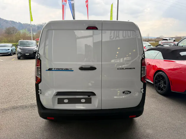 Ford E-Transit Courier Van Trend 43,5kWh