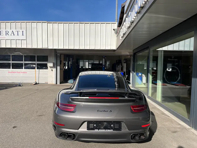 Porsche 911 Turbo S