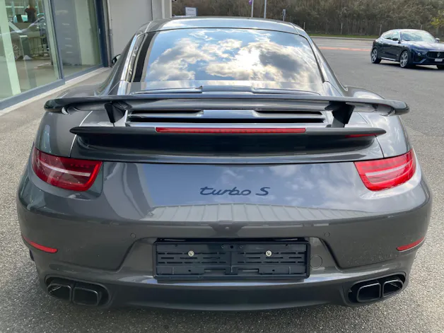 Porsche 911 Turbo S